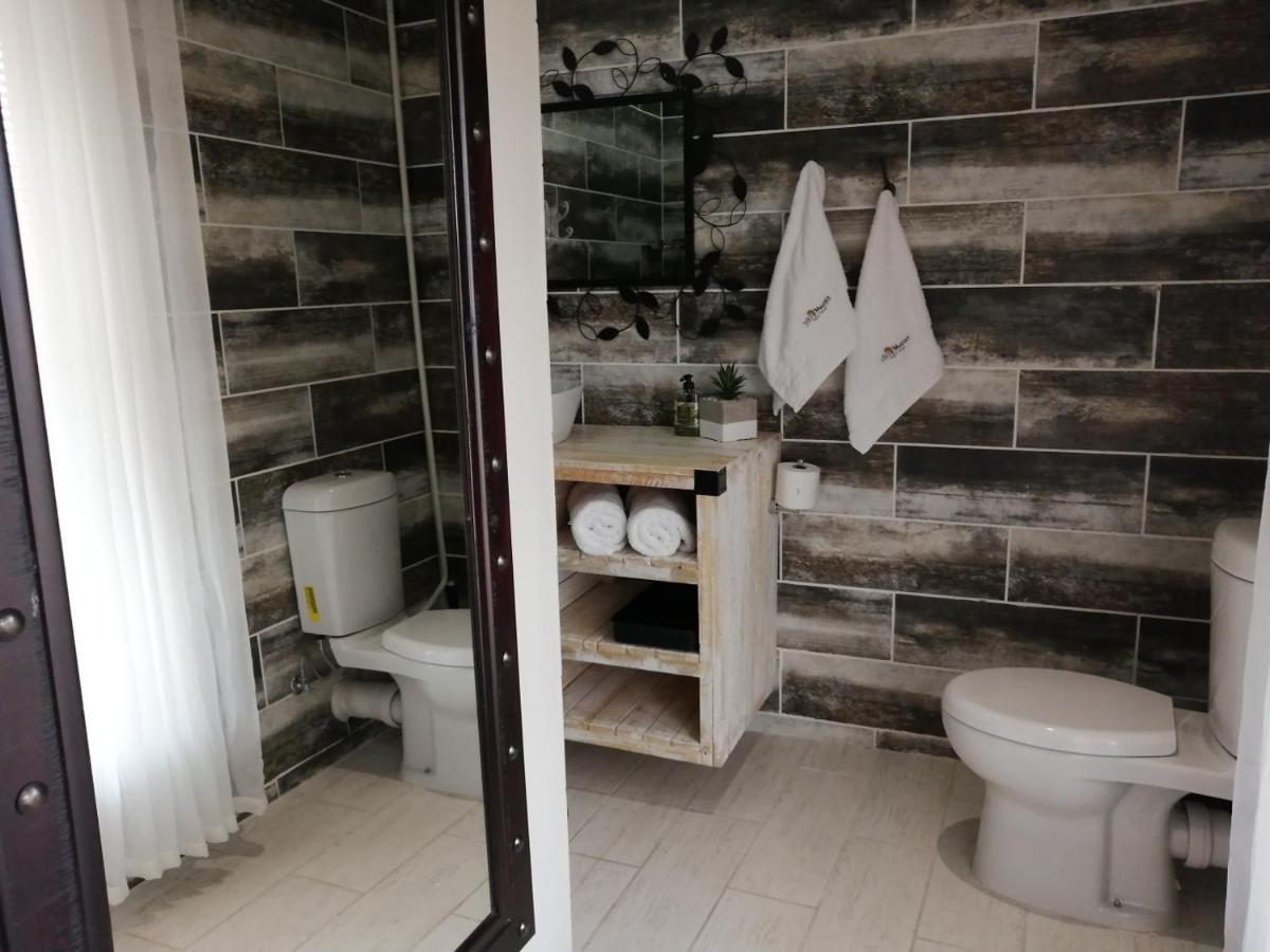 Villa Mariss Guesthouse Kraaifontein Esterno foto
