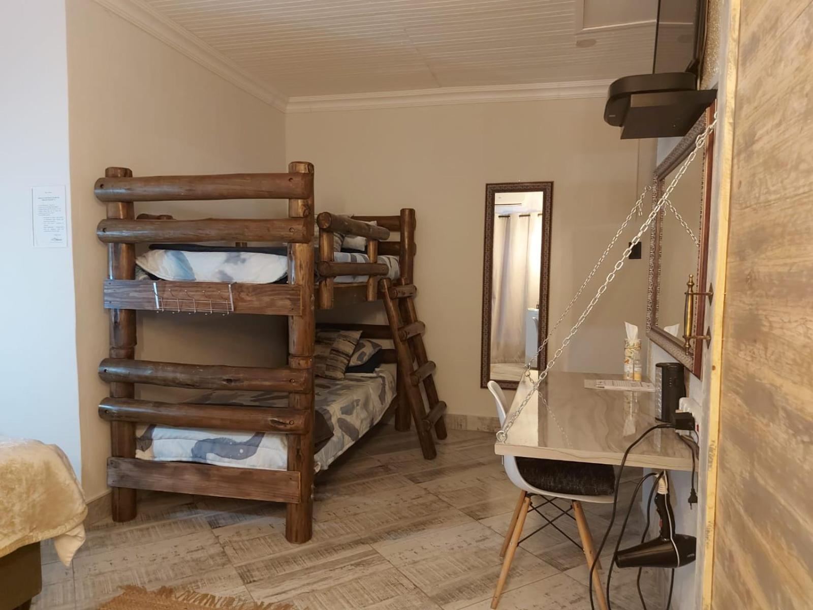 Villa Mariss Guesthouse Kraaifontein Esterno foto