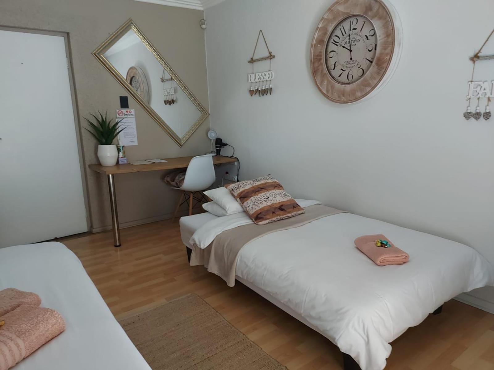 Villa Mariss Guesthouse Kraaifontein Esterno foto